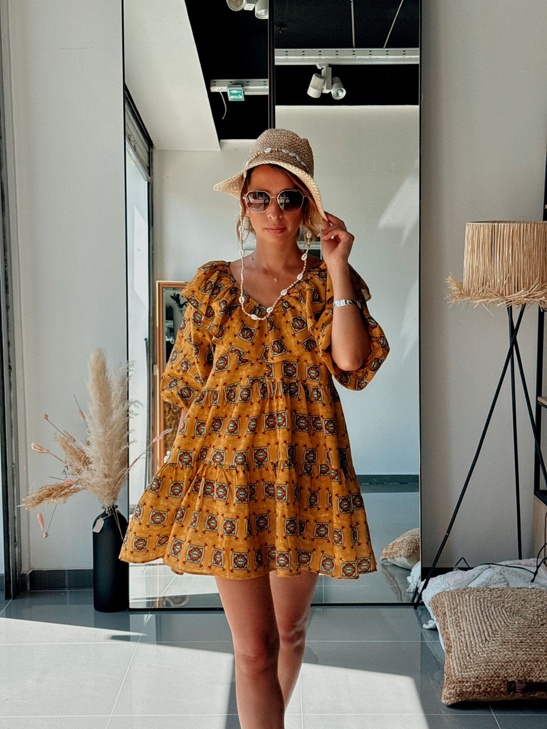 Robe courte bohème moutarde à imprimé géométrique -AEL215-000-MT - Fenomen Paris