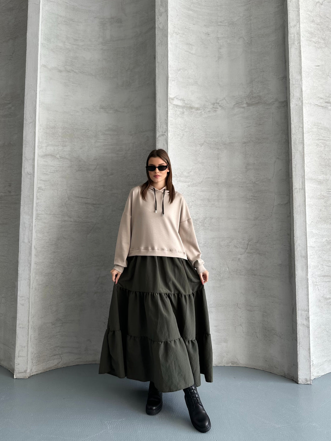 Robe Longue Bicolore a capuche – Style Décontracté & Élégant - Fenomen Paris