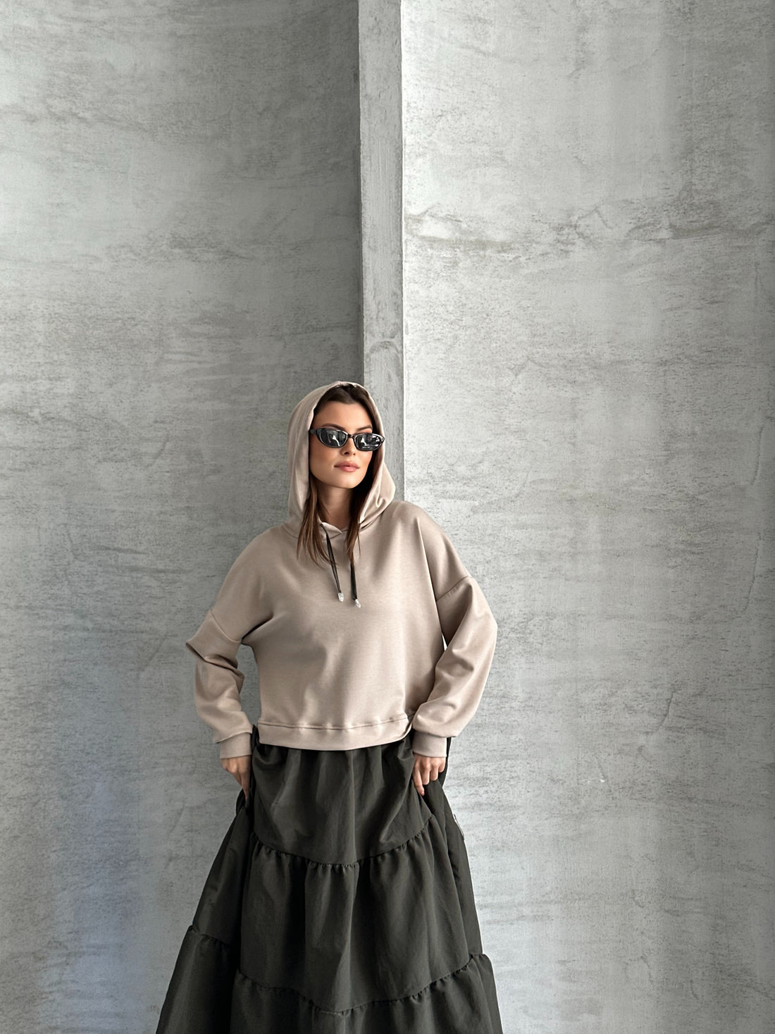 Robe Longue Bicolore a capuche – Style Décontracté & Élégant - Fenomen Paris