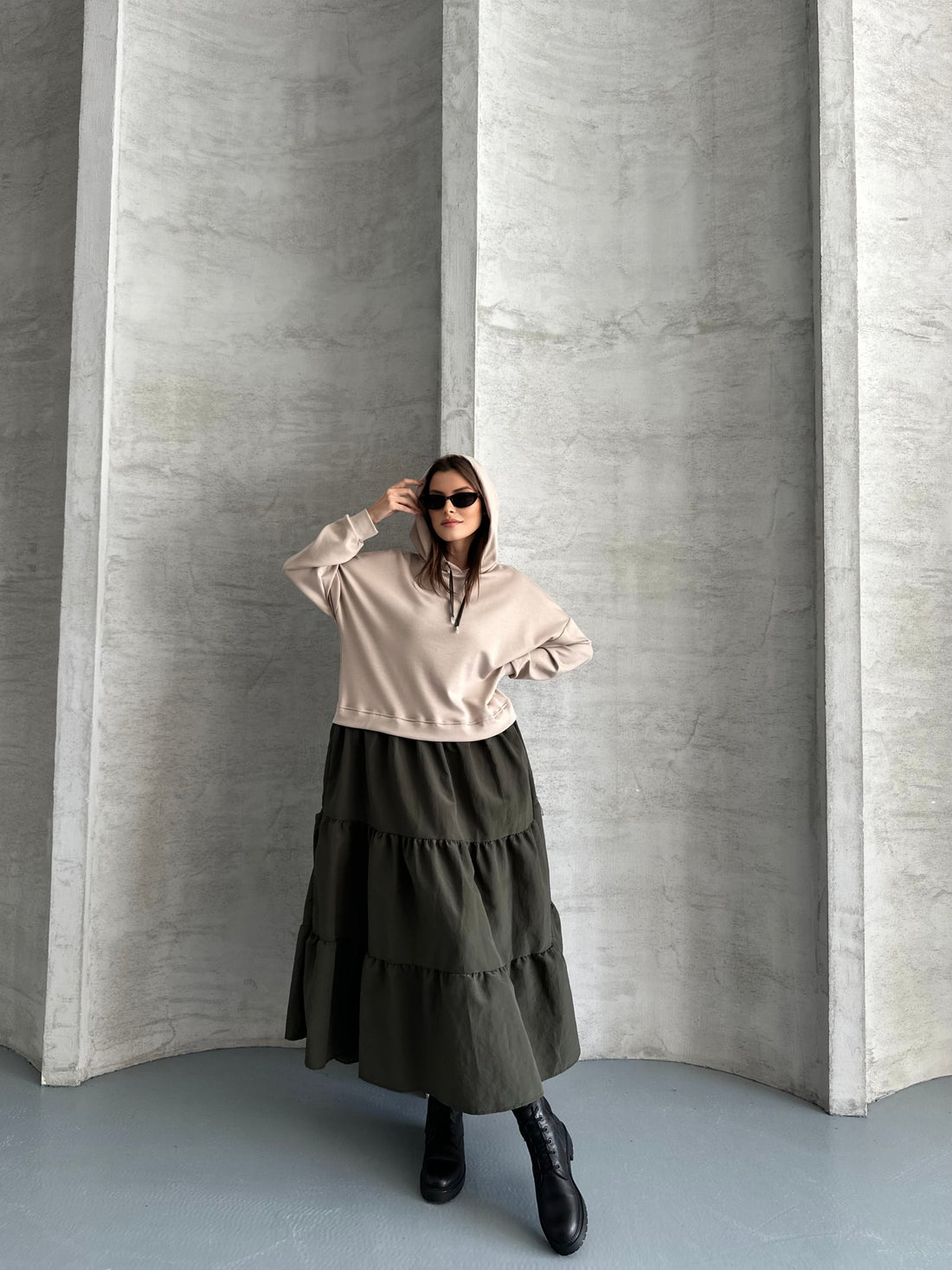 Robe Longue Bicolore a capuche – Style Décontracté & Élégant - Fenomen Paris