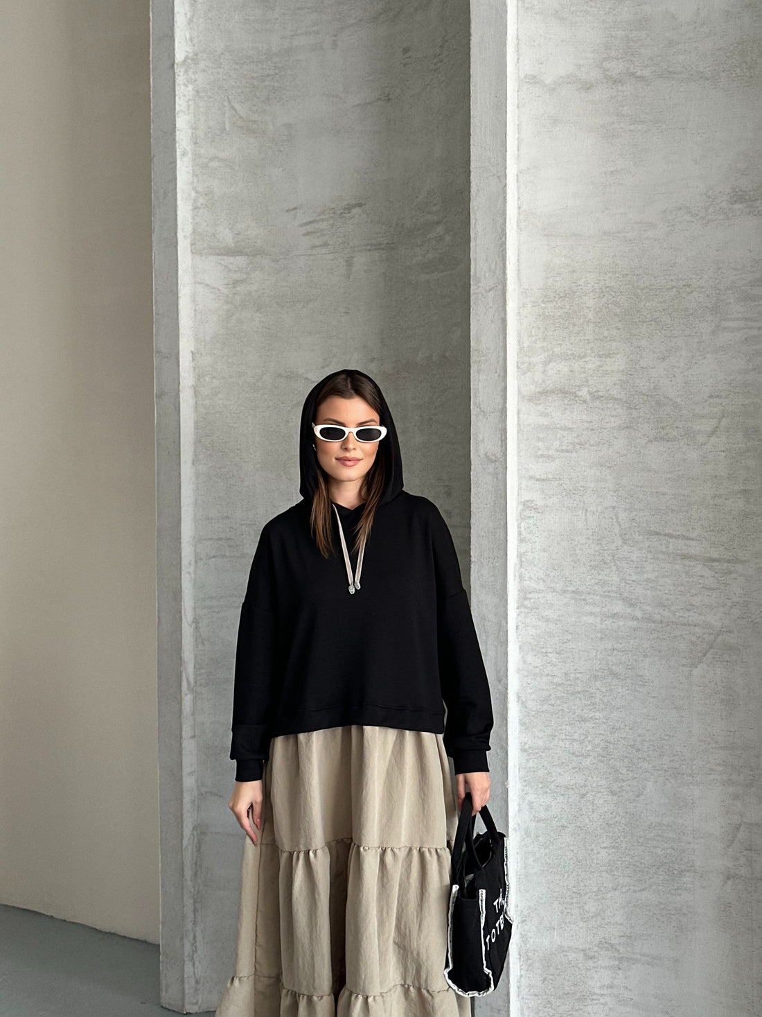 Robe Longue Bicolore a capuche – Style Décontracté & Élégant - Fenomen Paris