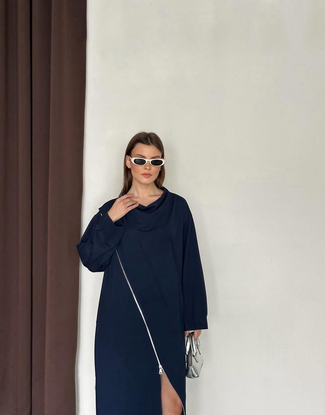Robe Longue Oversize à Zip Asymétrique