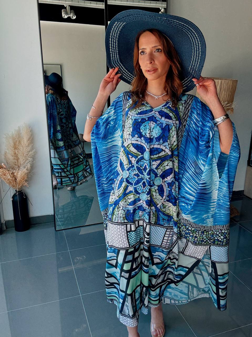 Robe longue ample imprimée – Style artistique et estival - Fenomen Paris