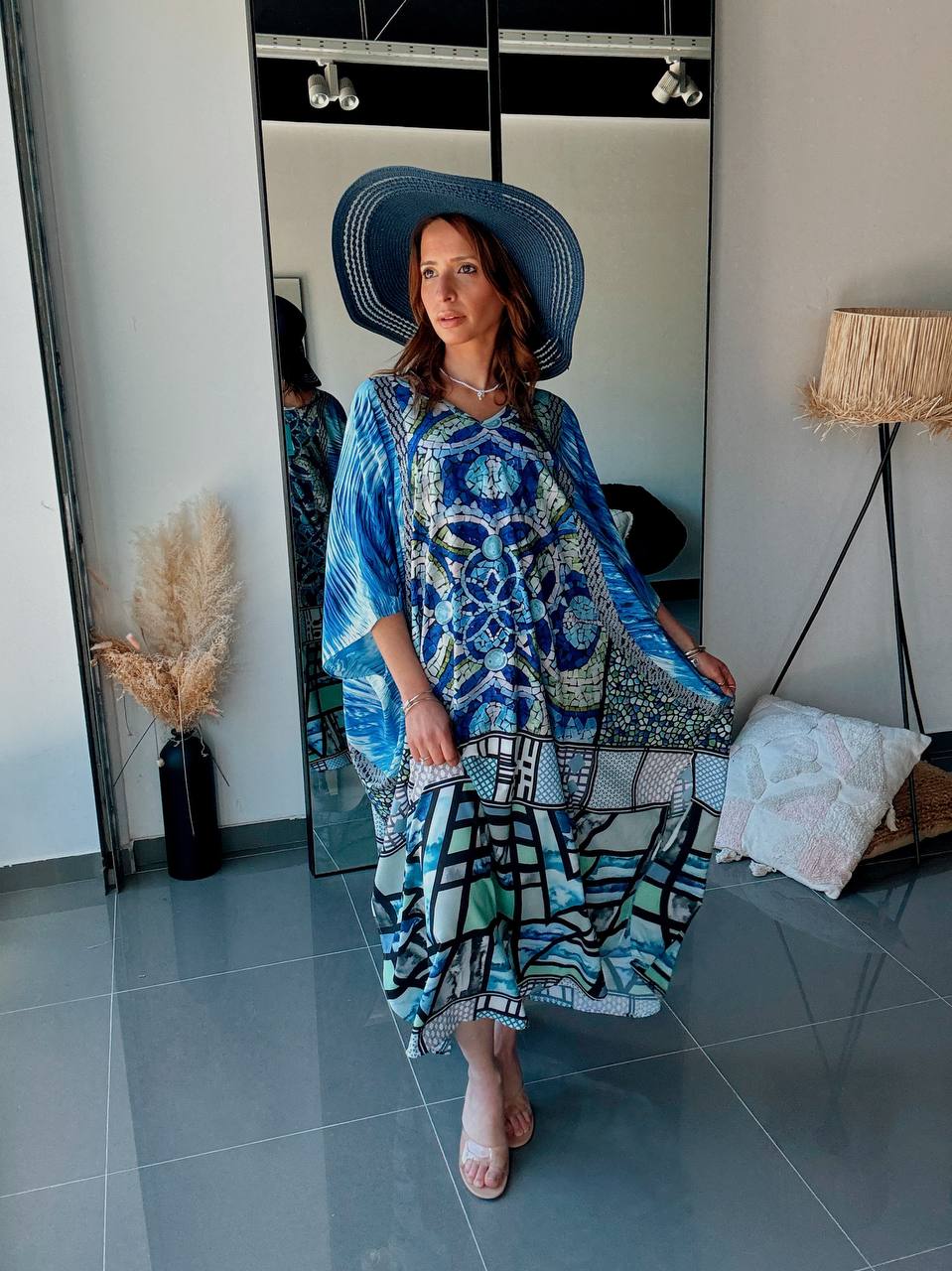 Robe longue ample imprimée – Style artistique et estival - Fenomen Paris