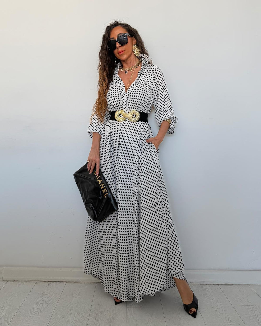 Robe Chemise Maxi Pois Chic – Élégance Intemporelle