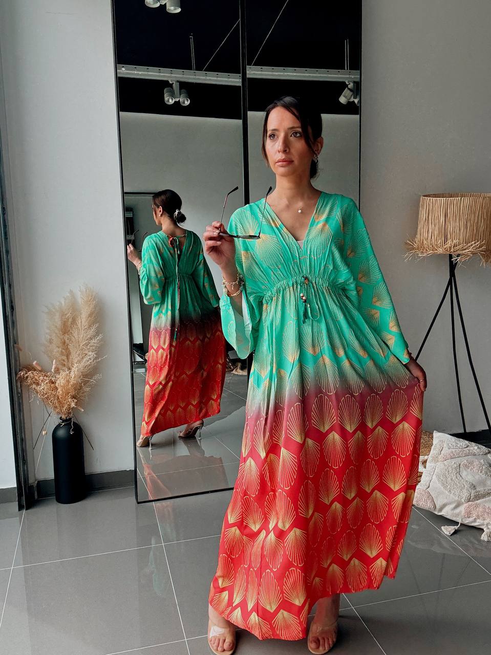 Robe Longue Fluide Dégradé Vert & Corail Imprimé Coquillage – Coupe Bohème - Fenomen Paris