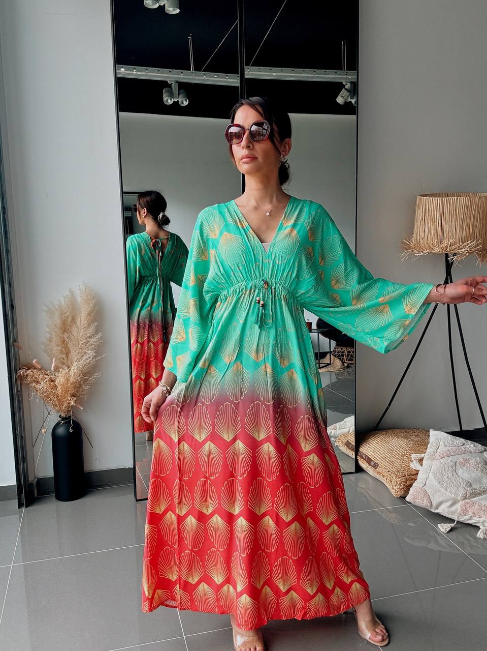 Robe Longue Fluide Dégradé Vert & Corail Imprimé Coquillage – Coupe Bohème - Fenomen Paris