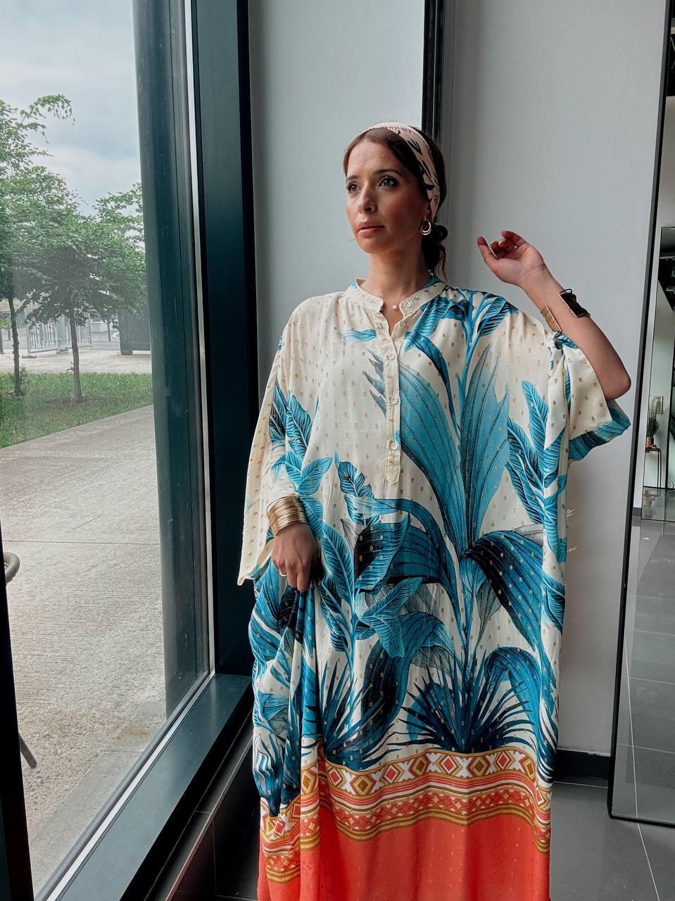 Robe longue fluide imprimée – Élégance exotique - Fenomen Paris