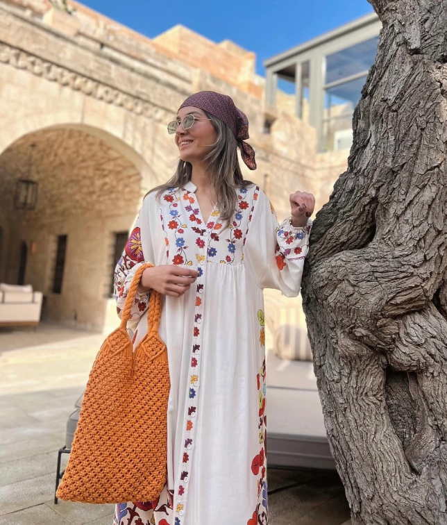 Robe longue bohème – Esprit artisanal & imprimé floral coloré - Fenomen Paris