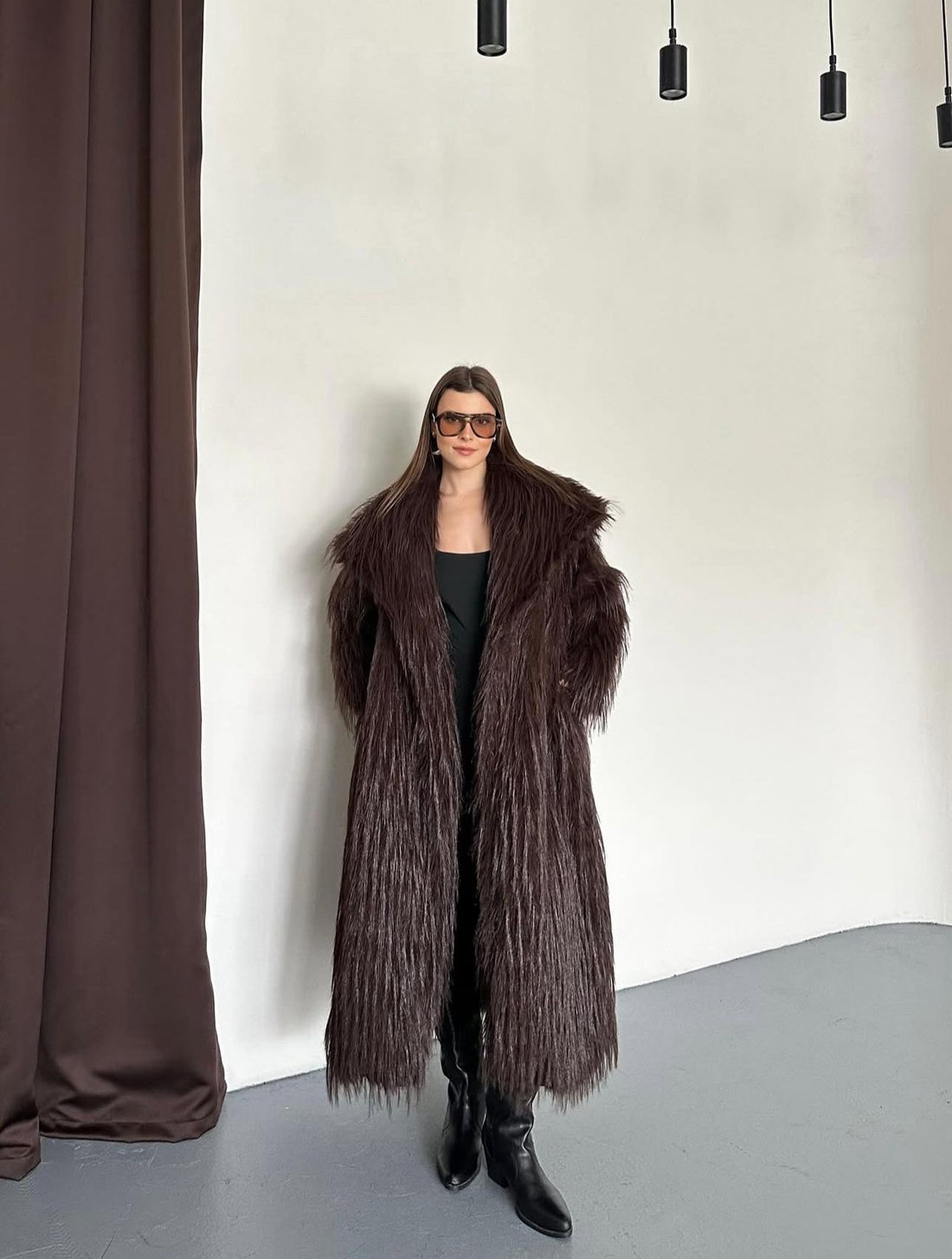 Manteau Long en Fausse Fourrure –Oversize marron