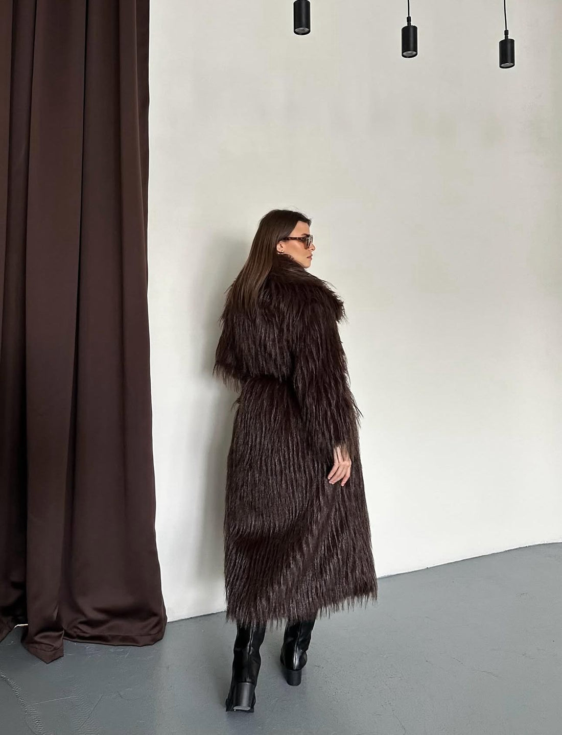 Manteau Long en Fausse Fourrure –Oversize marron