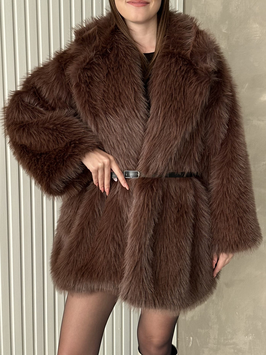 Manteau Fausse Fourrure  –  Intense & Volume Oversize Marron
