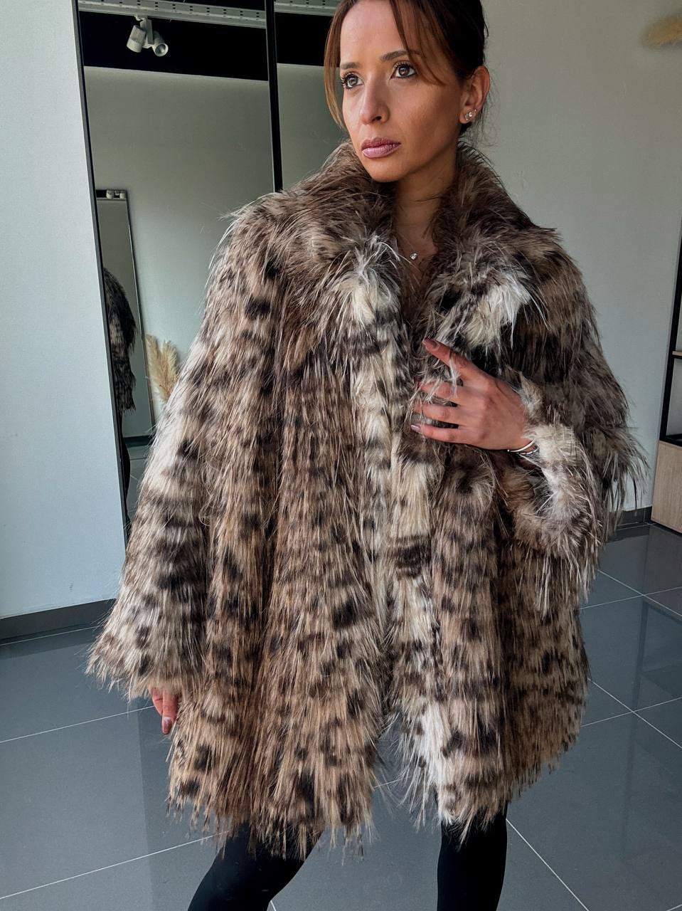 Manteau Fausse Fourrure  –  Intense & Volume Oversize leopard marron
