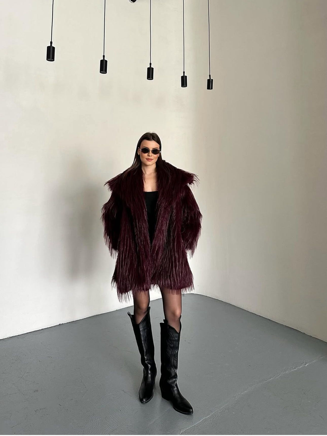 Manteau Fausse Fourrure  –  Intense & Volume Oversize Bordeau