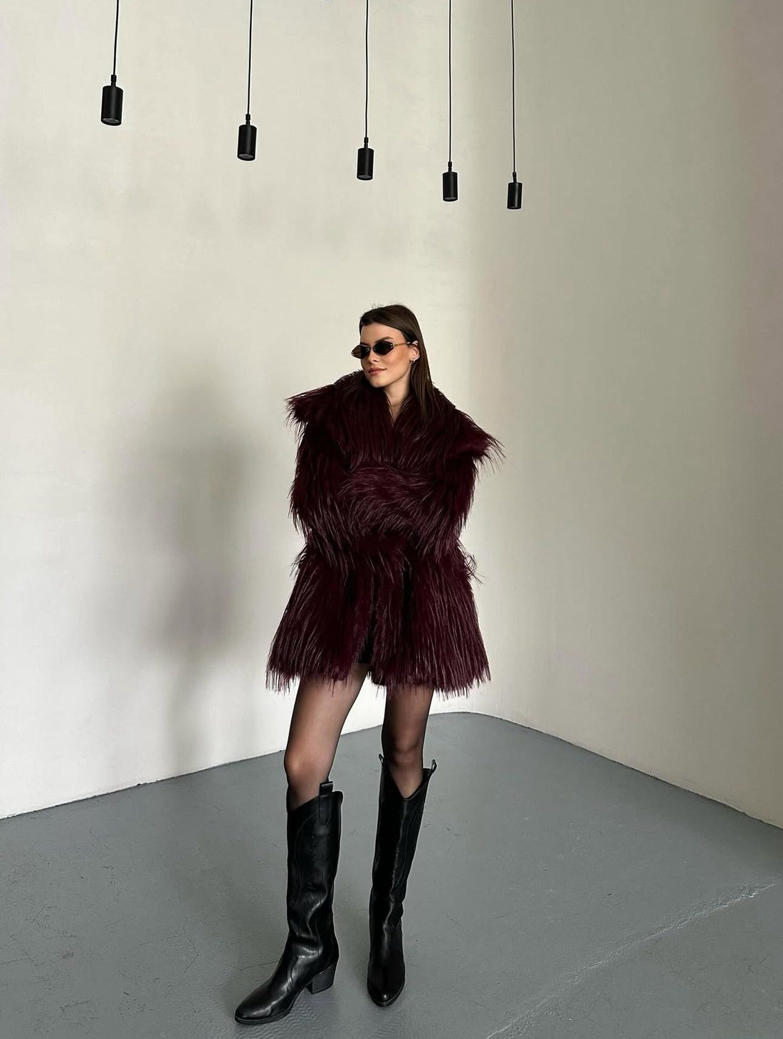 Manteau Fausse Fourrure  –  Intense & Volume Oversize Bordeau