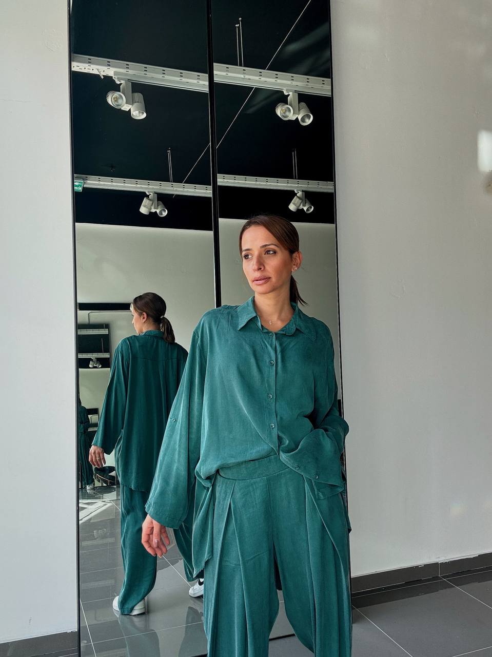 Ensemble en Tencel avec chemise long et pantalon fluide - ATK002-662 - Fenomen Paris