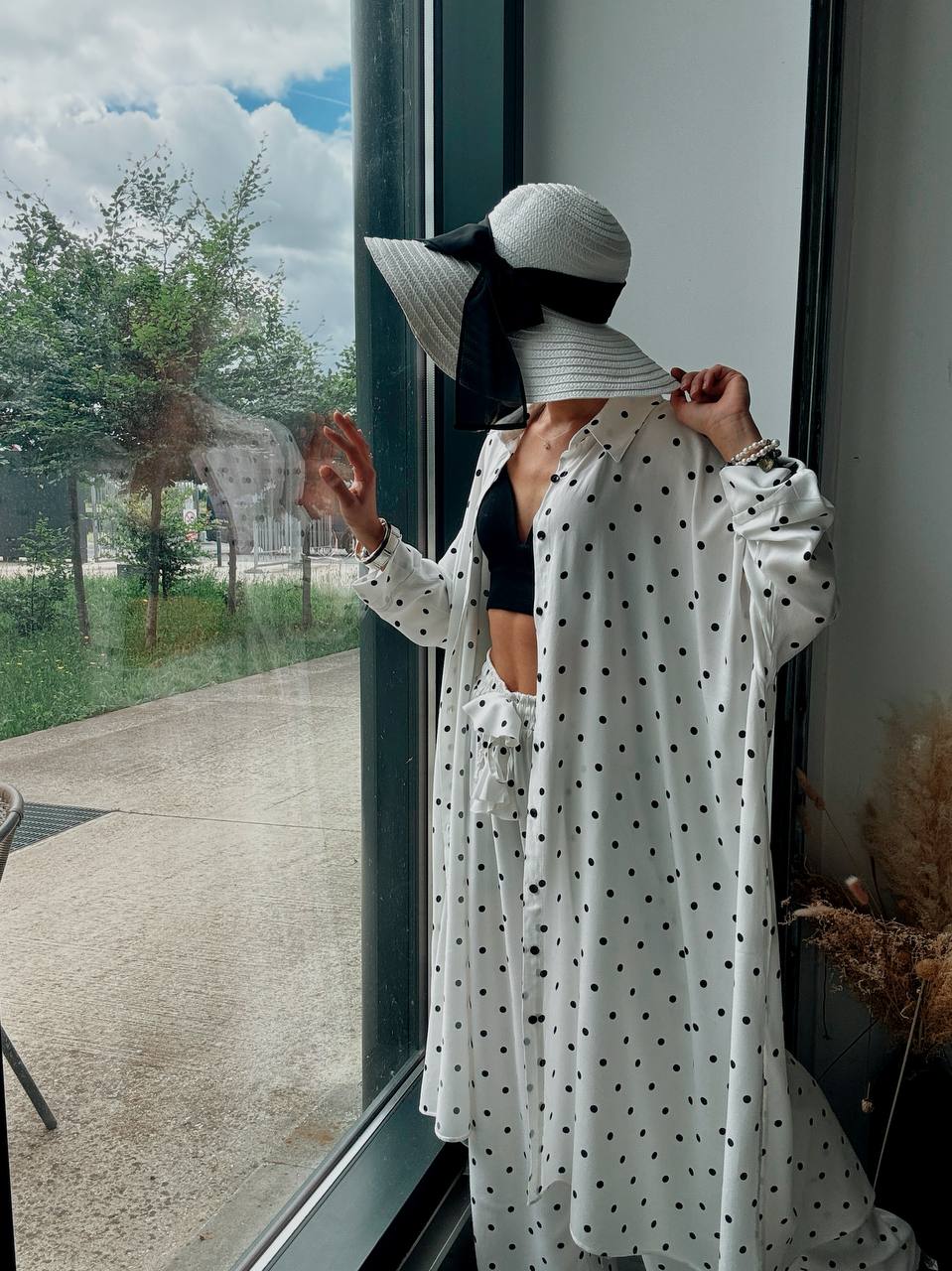 Ensemble Bohème Chic Blanc à Pois – Élégance Fluide & Intemporelle
