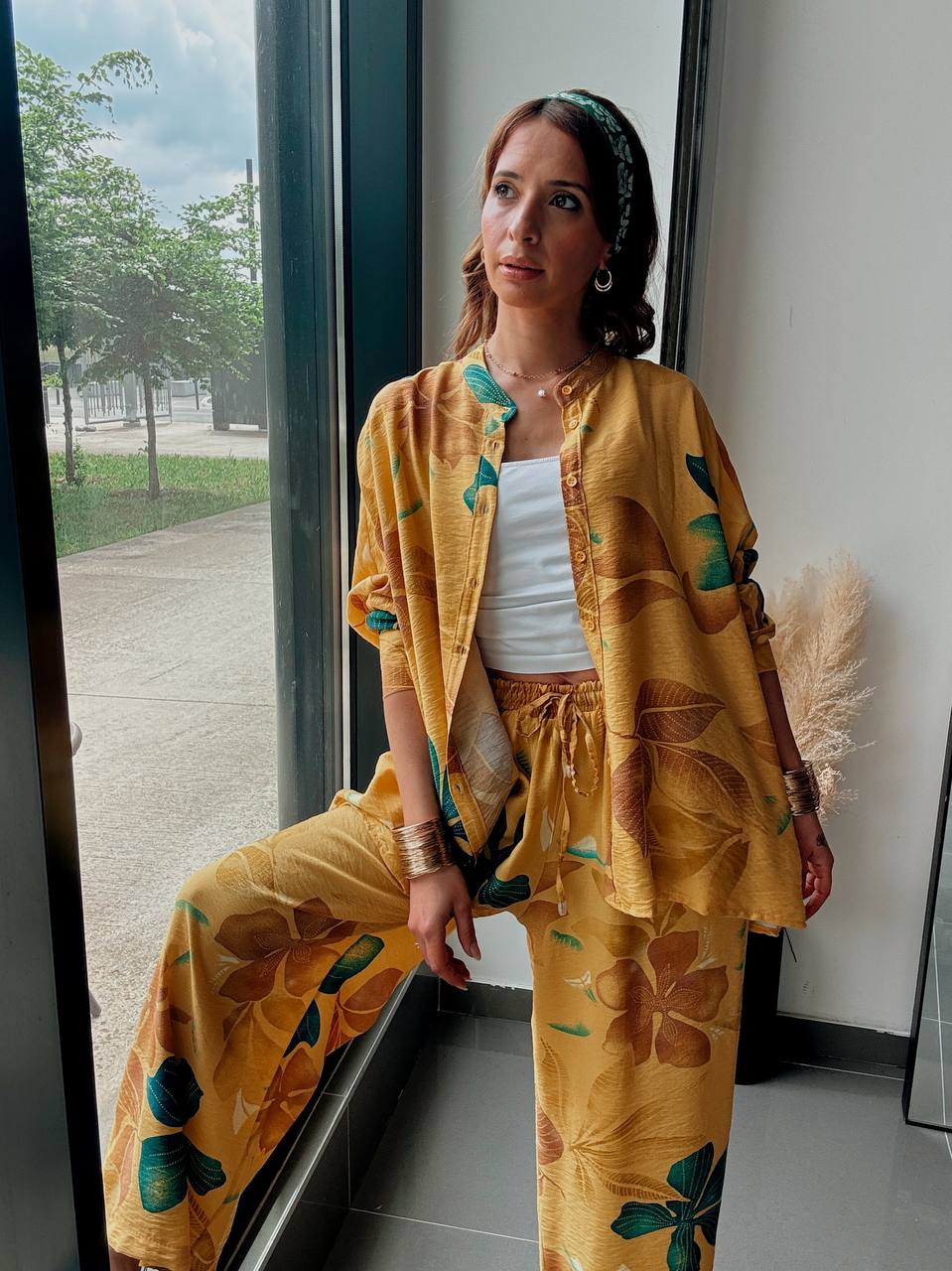 Ensemble chemise & pantalon imprimé – Esprit tropical ensoleillé - Fenomen Paris