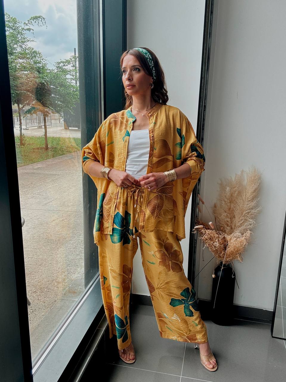 Ensemble chemise & pantalon imprimé – Esprit tropical ensoleillé - Fenomen Paris