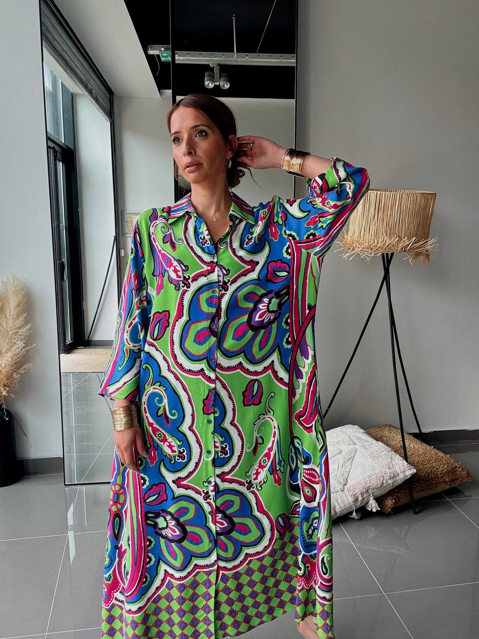 Robe chemise longue imprimée multicolore – Style bohème vibrant - Fenomen Paris