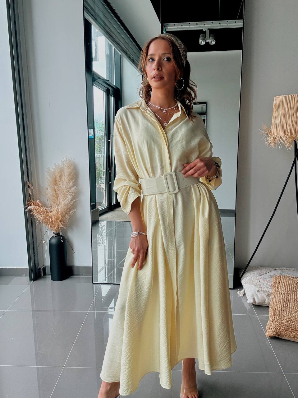 Robe Chemise Longue Vanille – Élégance Naturelle & Fluidité Absolue