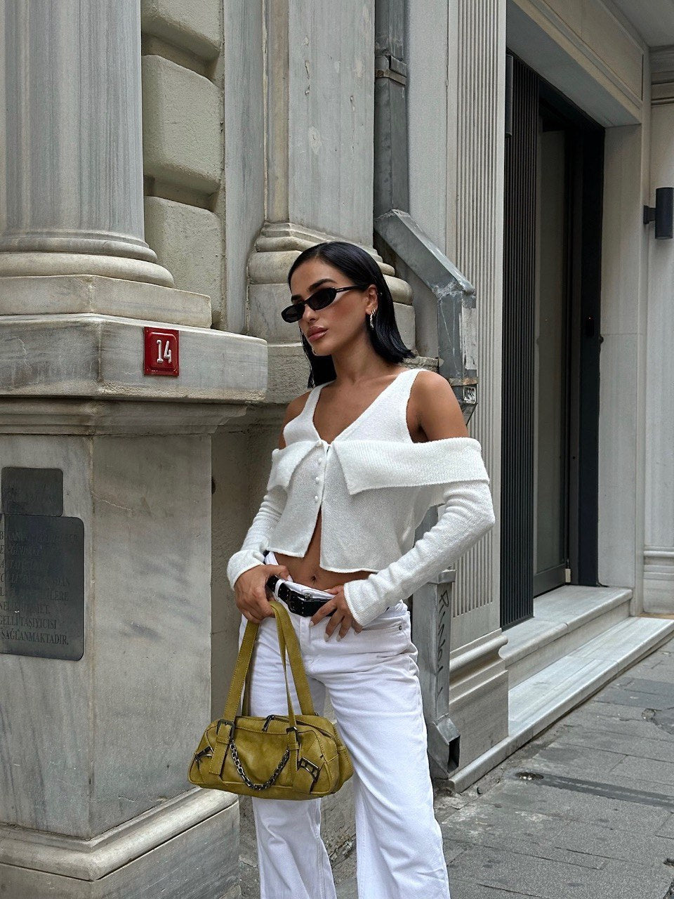 Top - Gilet En Maille Manche Longue Avec Epaules Dénudées - Fenomen Paris