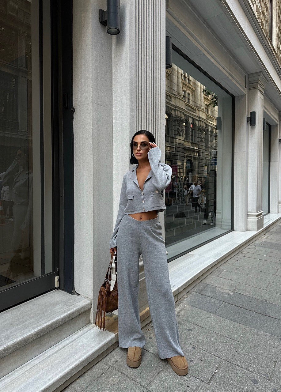 Ensemble En Maille Gilet Court Et Pantalon Assortis - Fenomen Paris