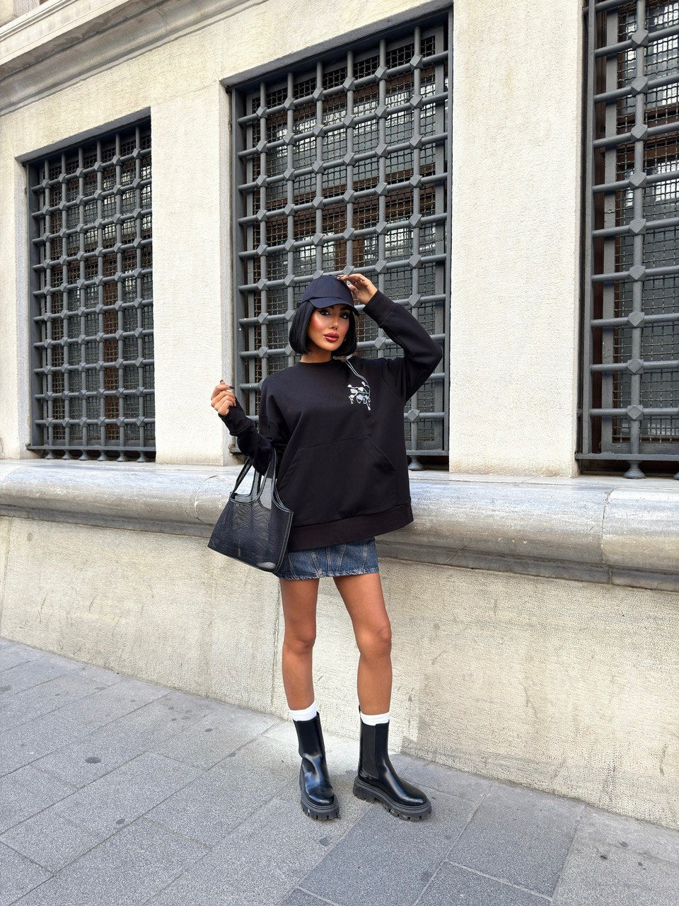 Sweat Oversize à Motif Brodé Avec Poche Kangourou - Fenomen Paris