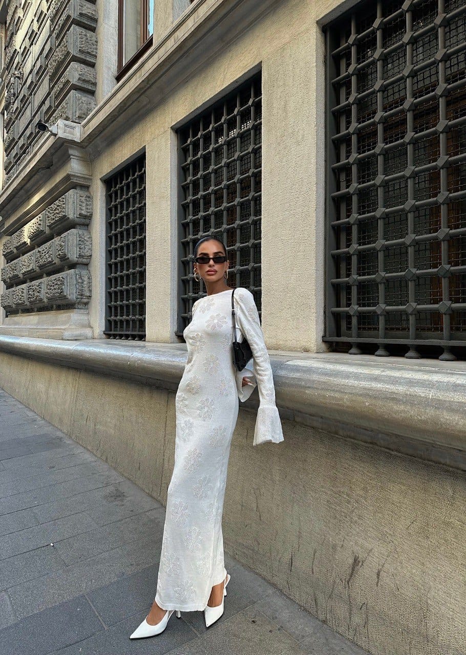 Robe Longue En Maille A Dos Décolleté - Fenomen Paris