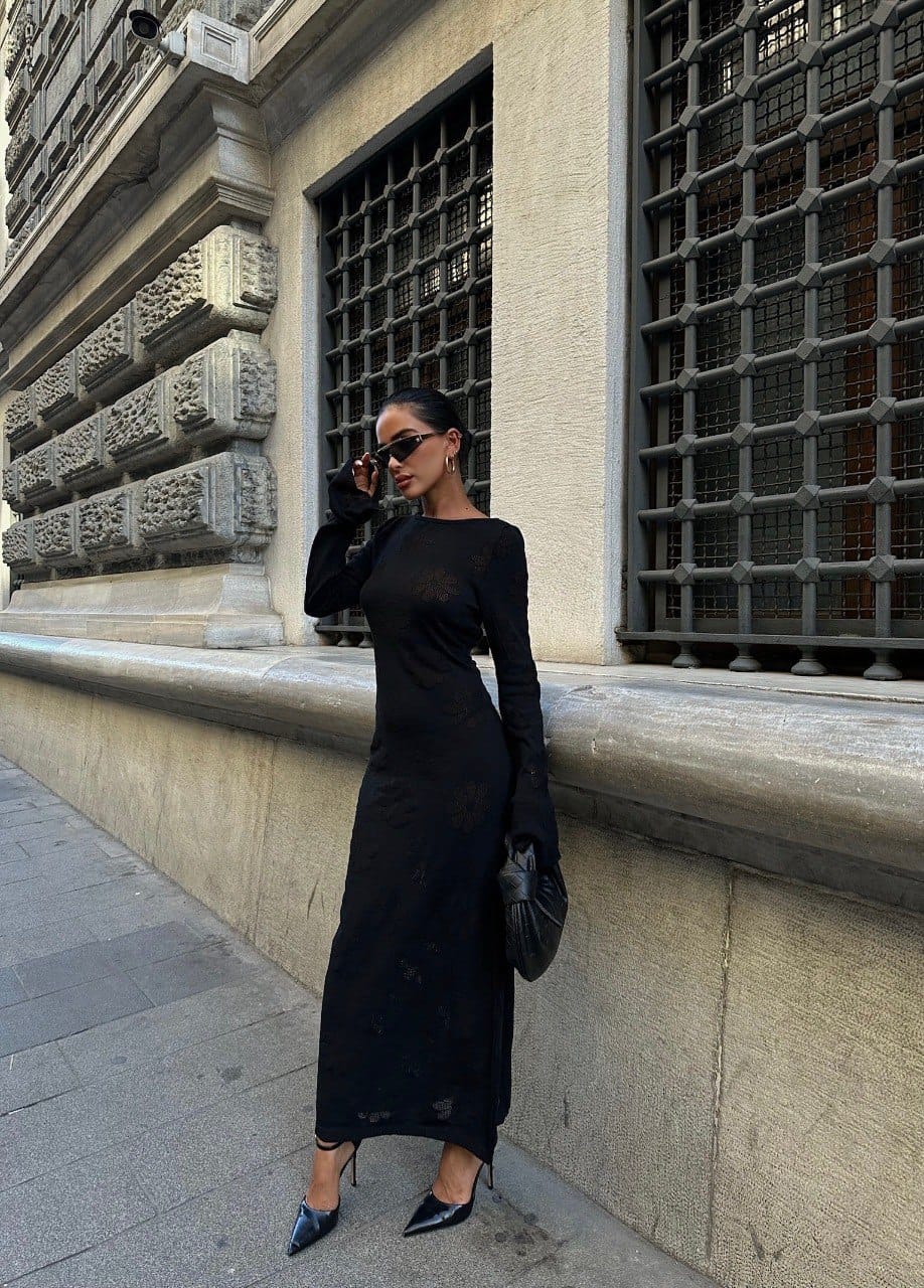 Robe Longue En Maille A Dos Décolleté - Fenomen Paris