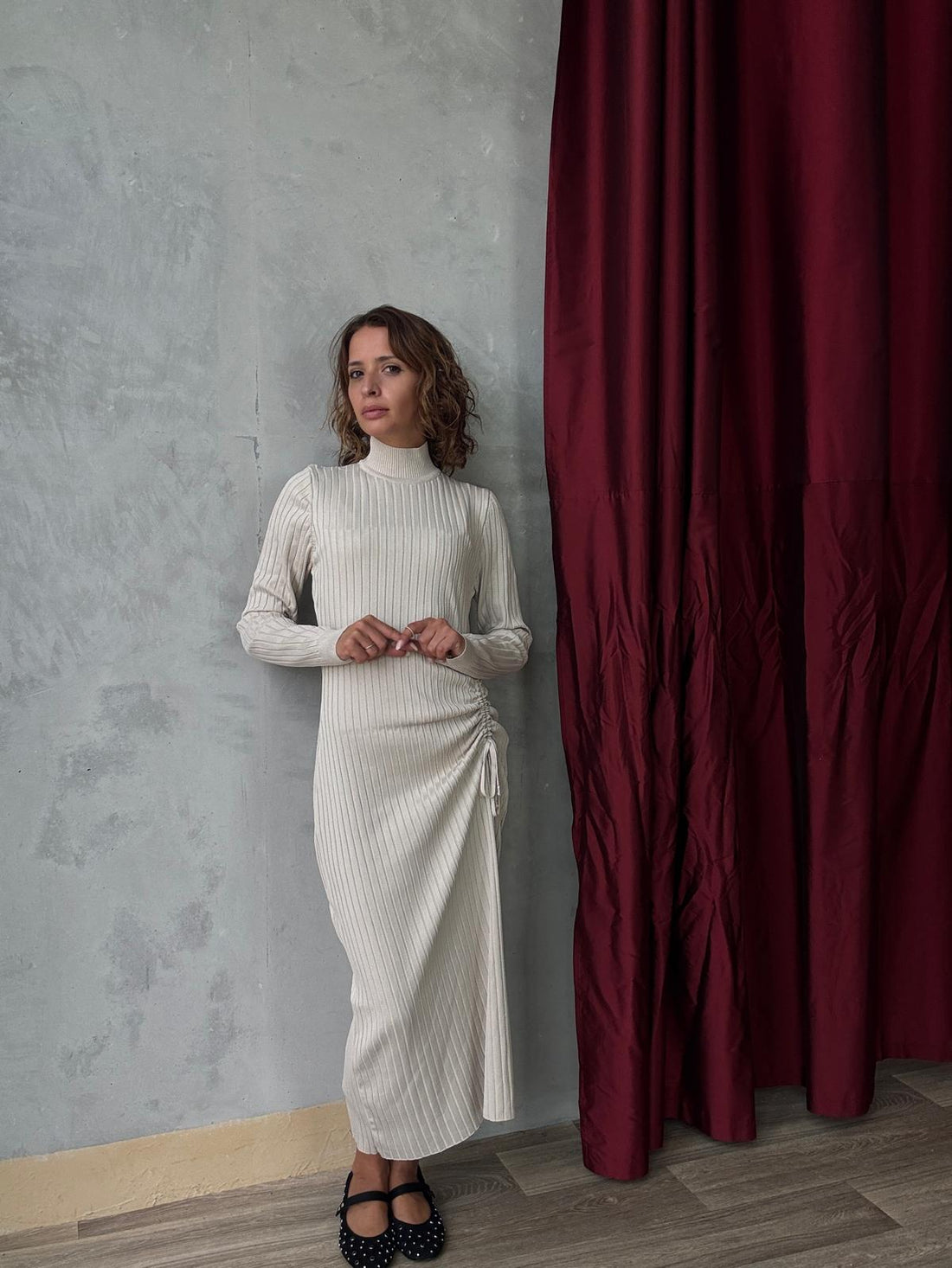 Robe en maille longue avec manches longues et col montant - Fenomen Paris