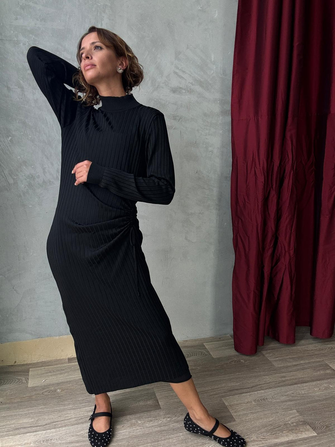 Robe en maille longue avec manches longues et col montant - Fenomen Paris