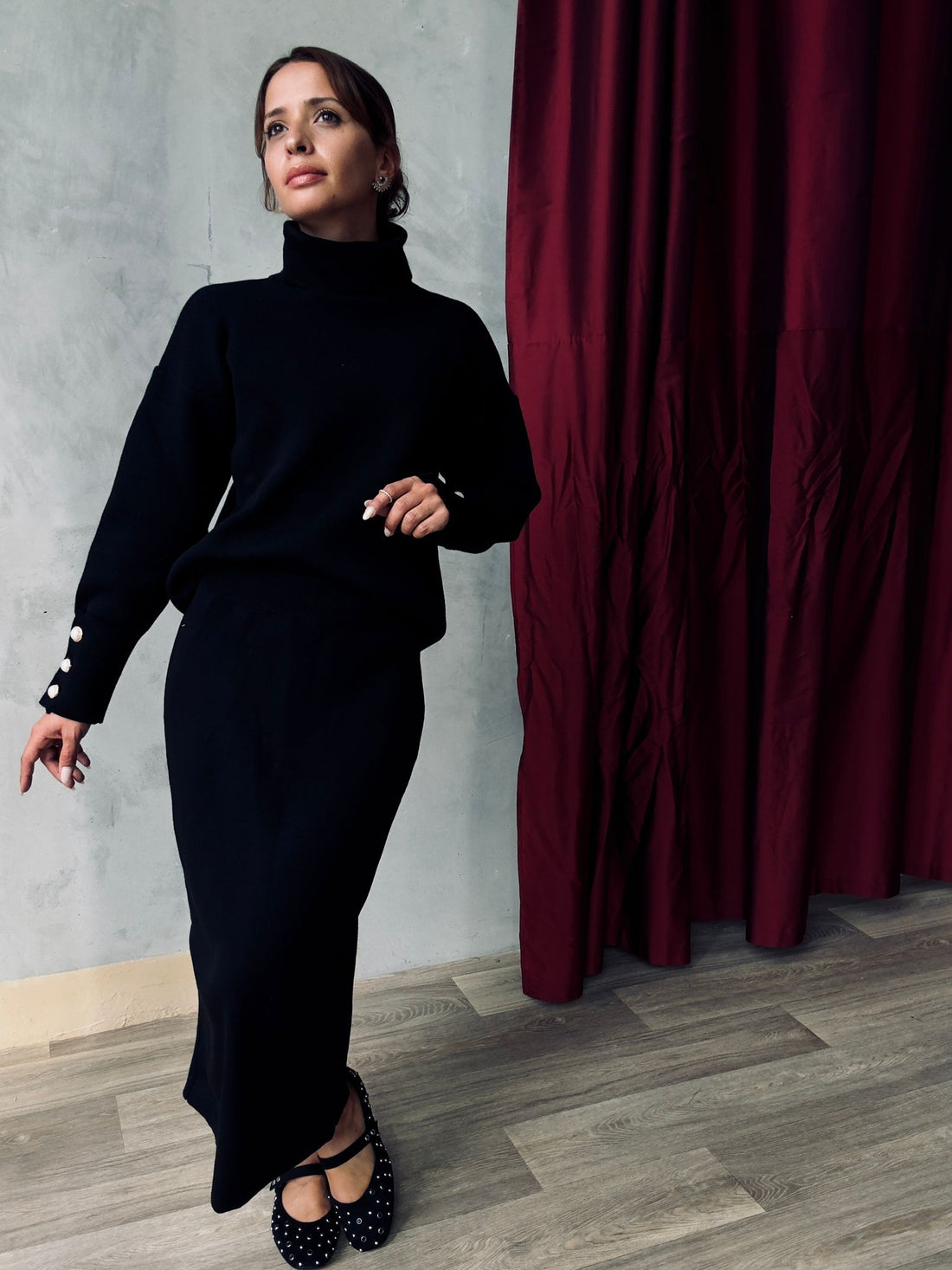 Ensemble en maille pull col roulé et jupe longue assortie