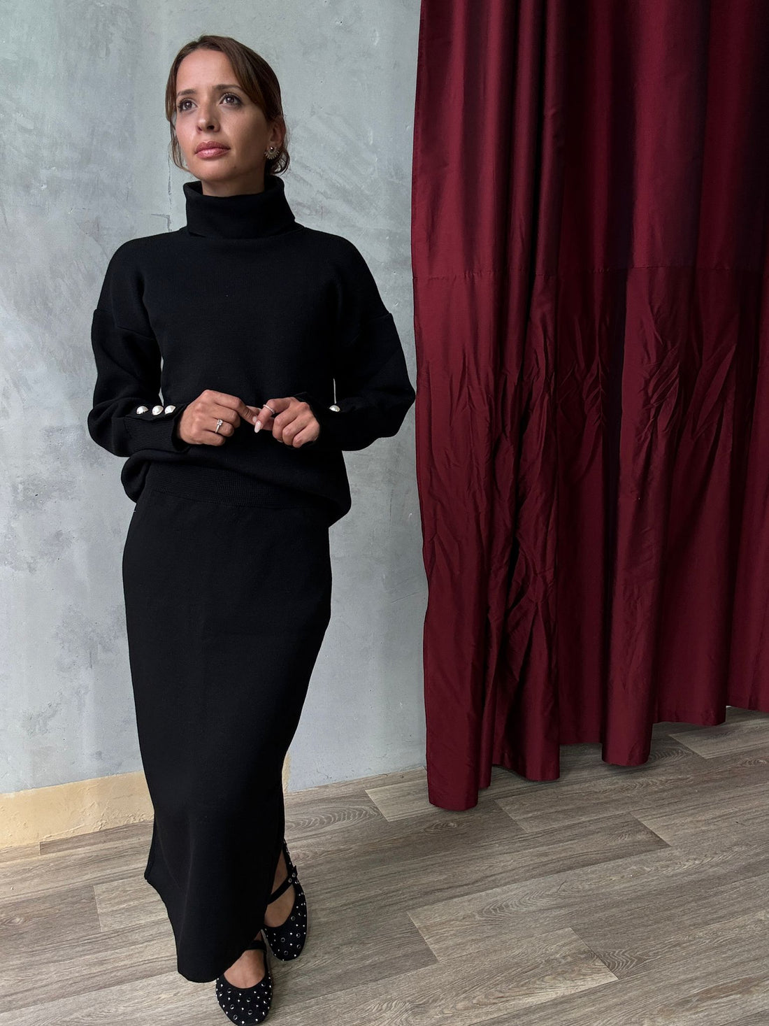 Ensemble en maille pull col roulé et jupe longue assortie