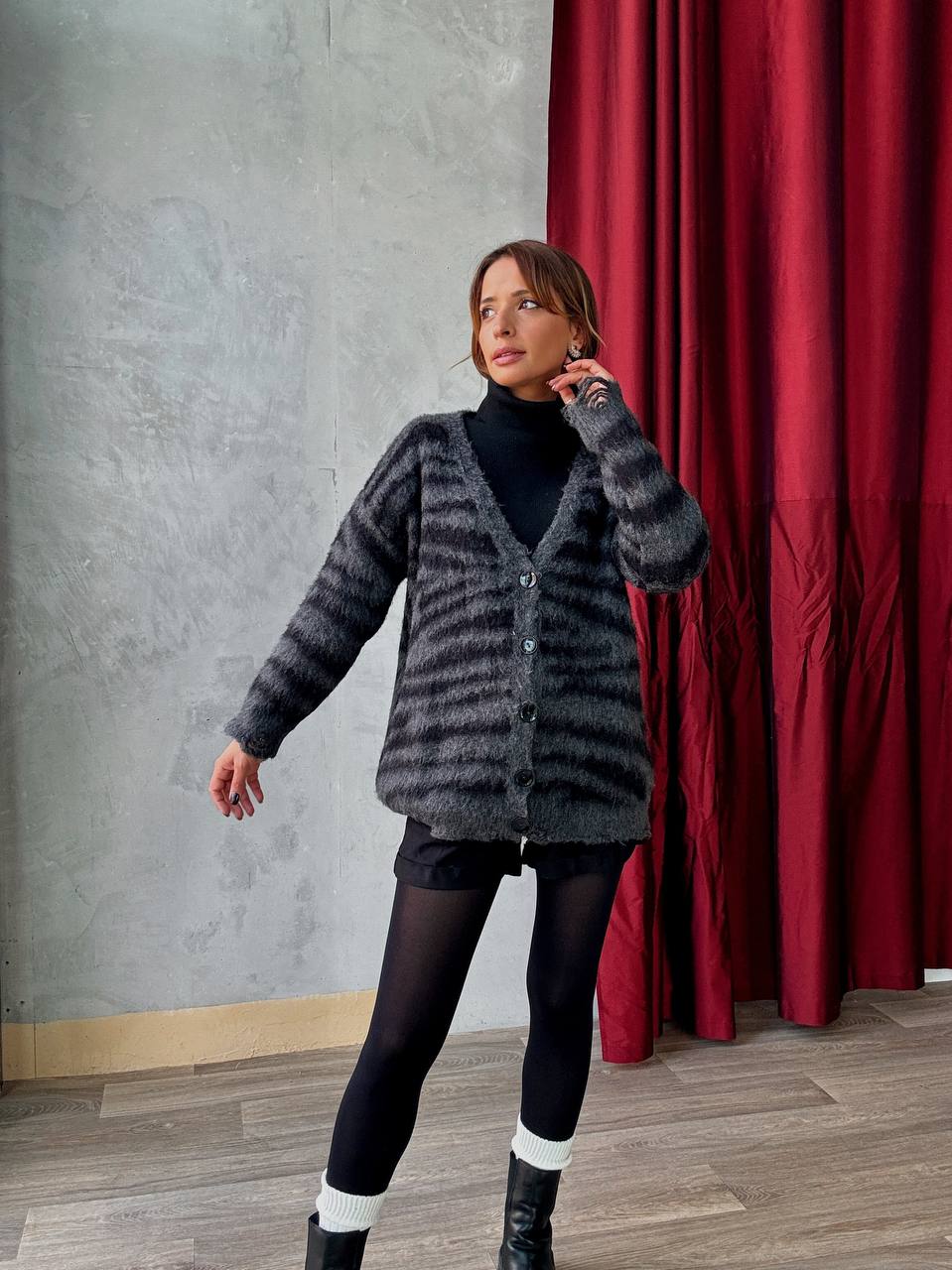 Gilet Boutonné Motif Zébré En Maille - Manches Longues - Col V - Fenomen Paris