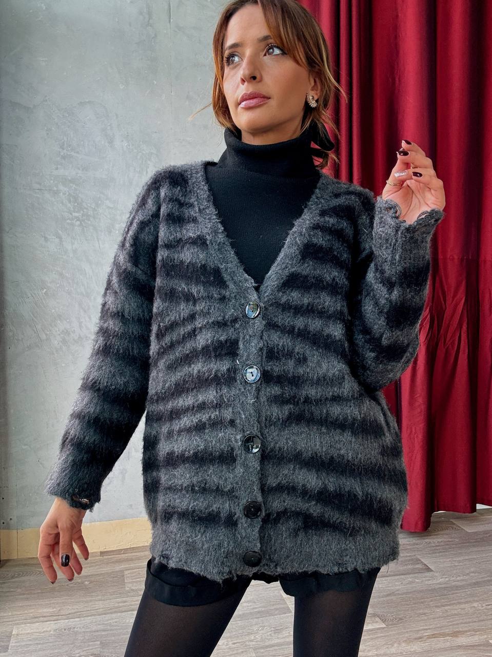 Gilet Boutonné Motif Zébré En Maille - Manches Longues - Col V - Fenomen Paris