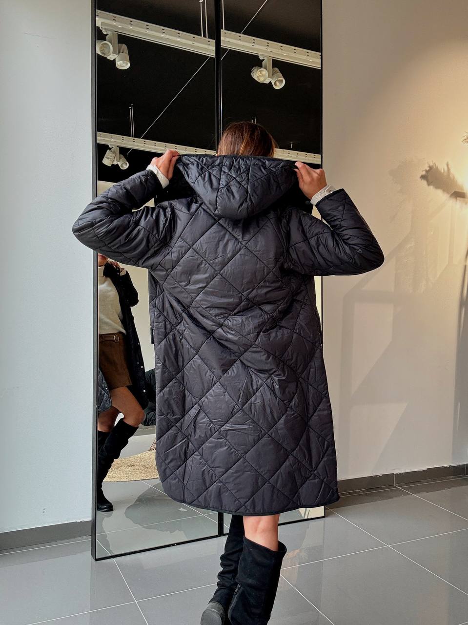 Long Manteaux Matelassé Avec Capuche Et Poches - Fenomen Paris