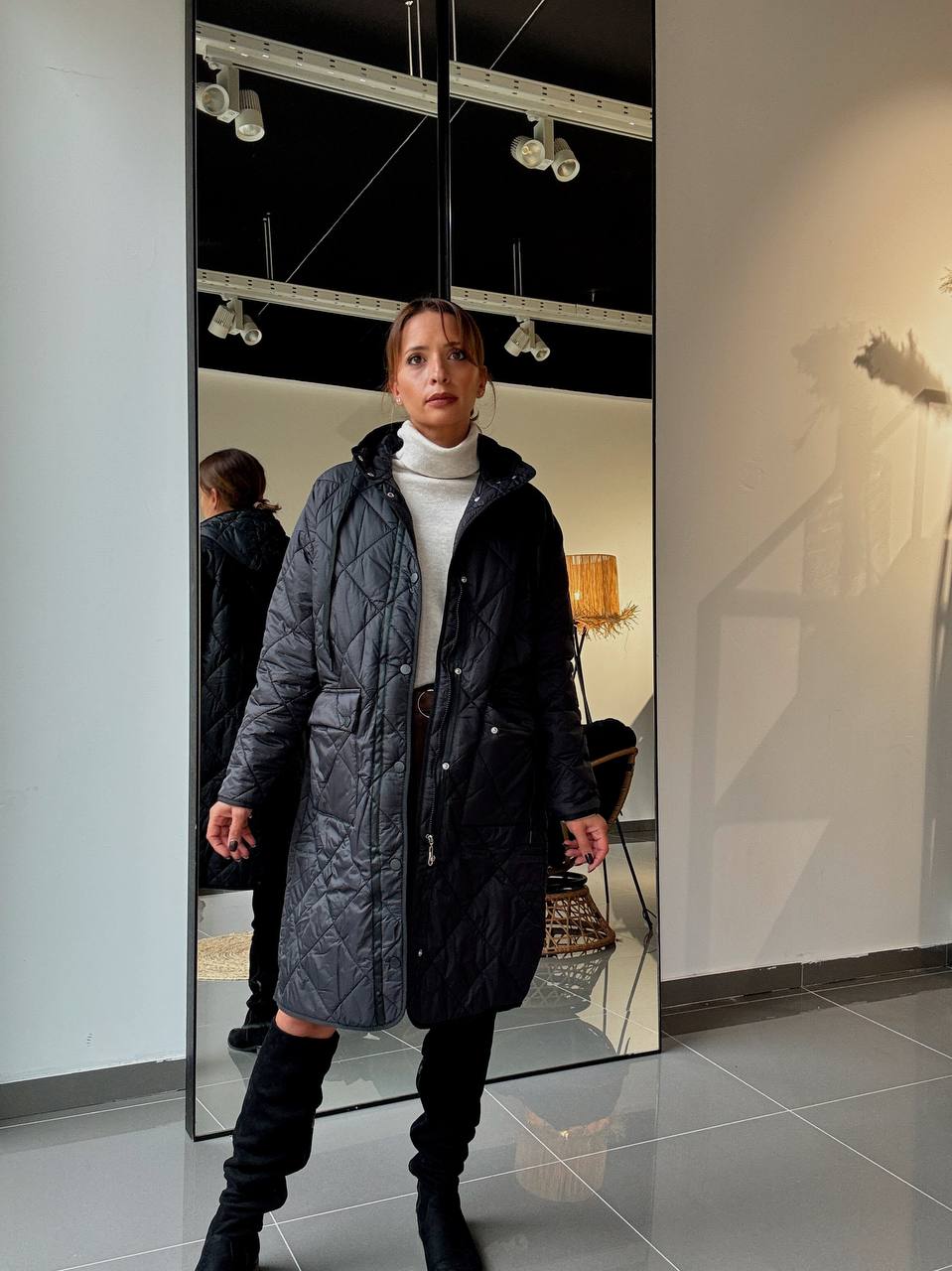 Long Manteaux Matelassé Avec Capuche Et Poches - Fenomen Paris