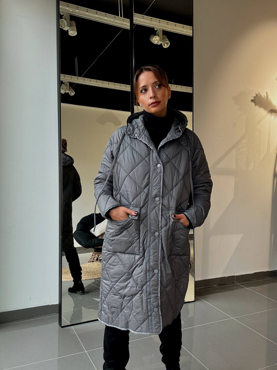 Long Manteaux Matelassé Avec Capuche Et Poches - Fenomen Paris