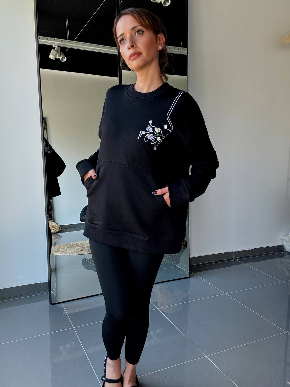 Sweat Oversize à Motif Brodé Avec Poche Kangourou - Fenomen Paris