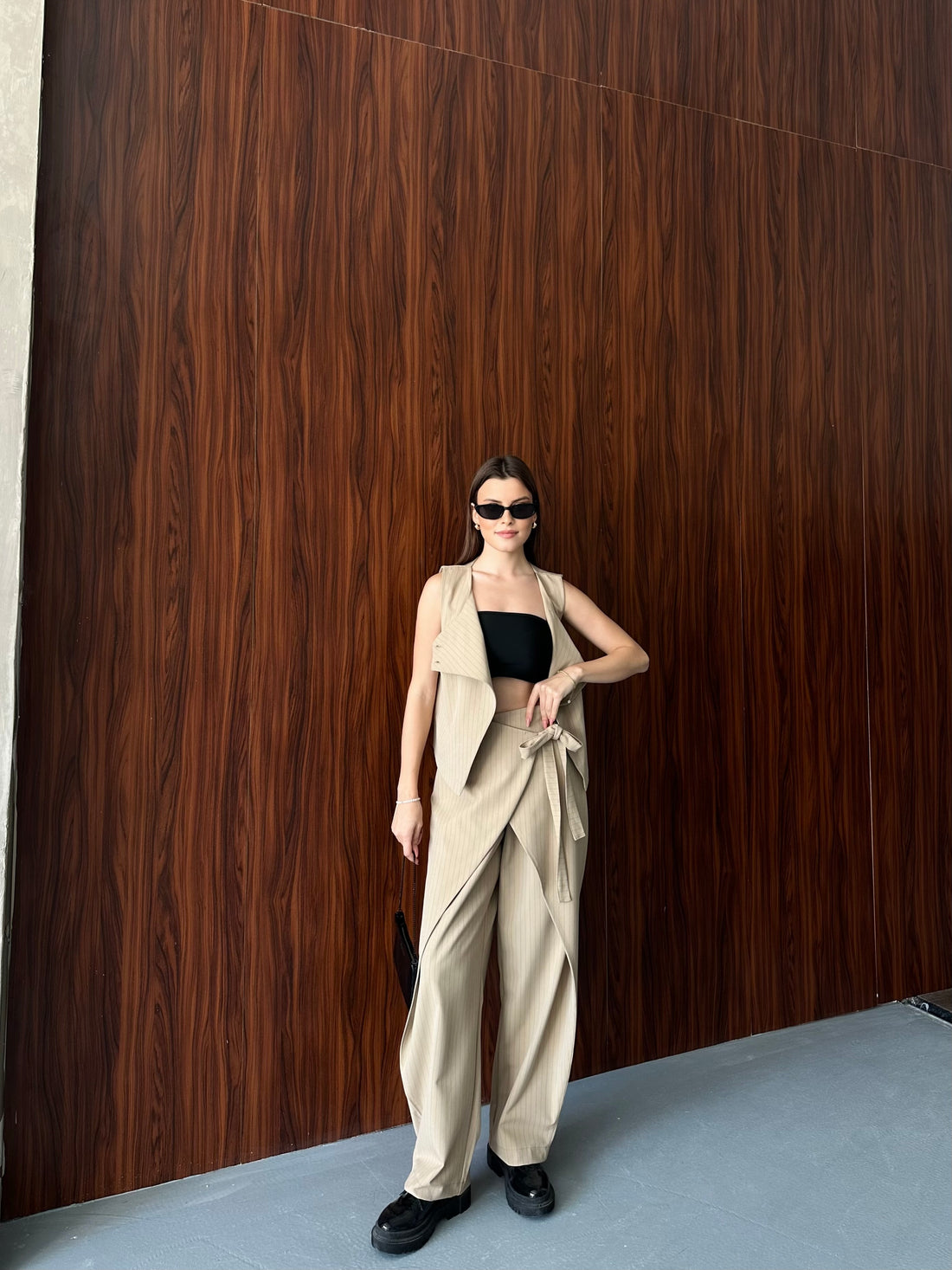 Ensemble Pantalon & Top Asymétrique – Coupe Tailleur Modernisée - Fenomen Paris