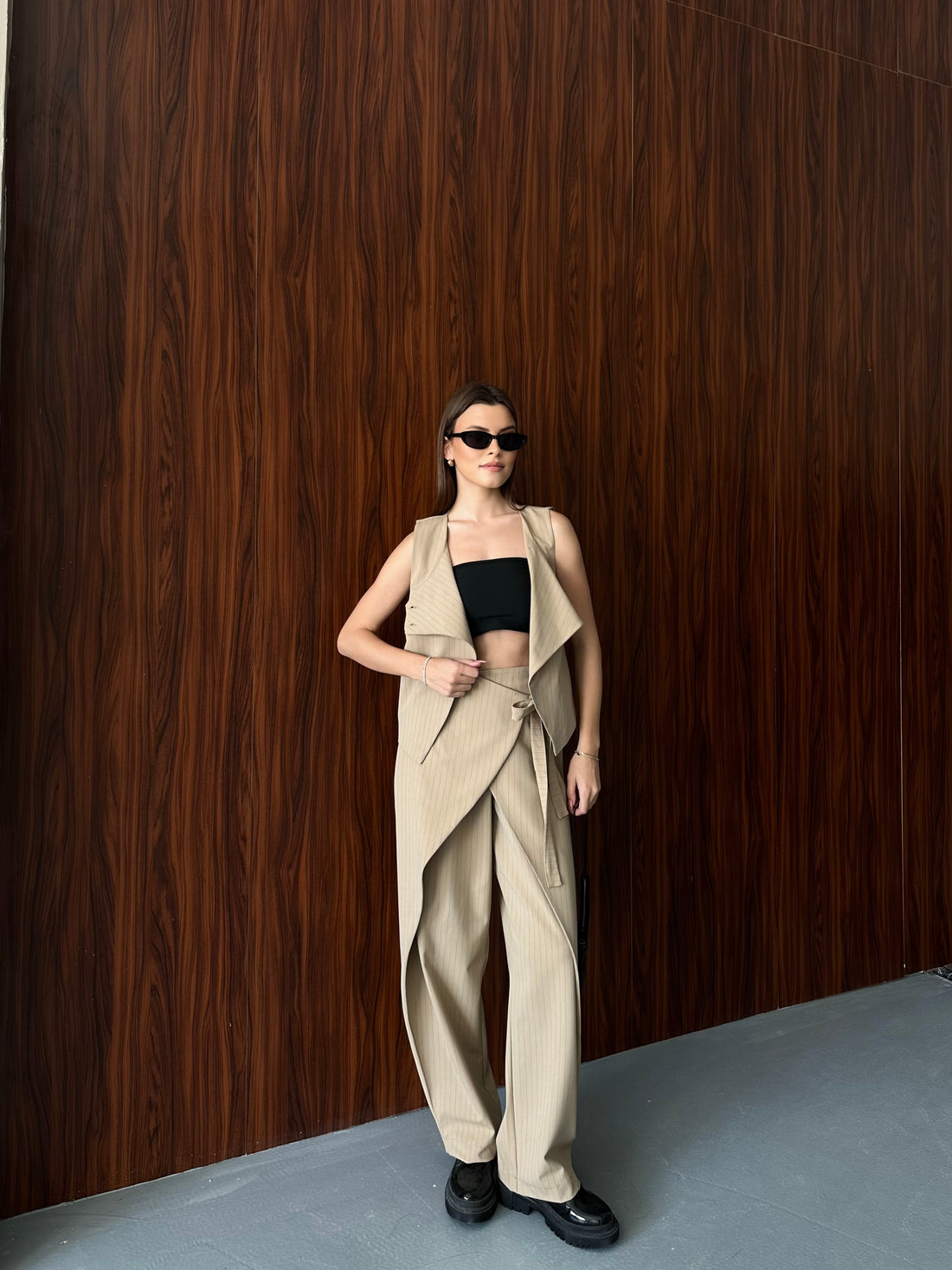 Ensemble Pantalon & Top Asymétrique – Coupe Tailleur Modernisée - Fenomen Paris