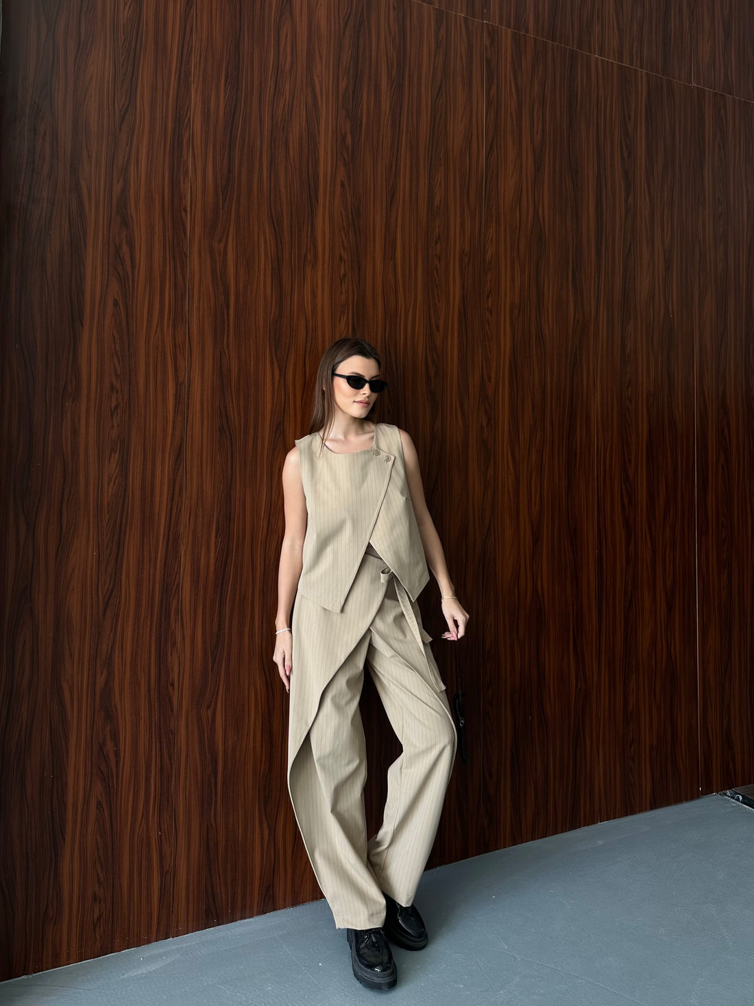 Ensemble Pantalon & Top Asymétrique – Coupe Tailleur Modernisée - Fenomen Paris