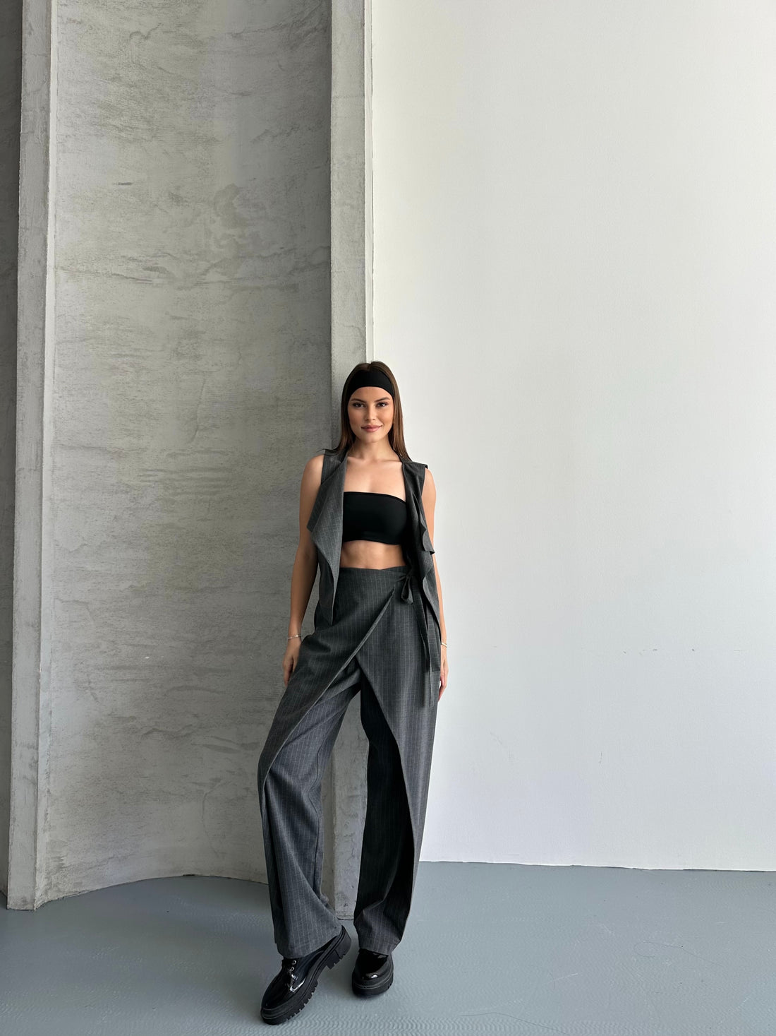Ensemble Pantalon & Top Asymétrique – Coupe Tailleur Modernisée - Fenomen Paris