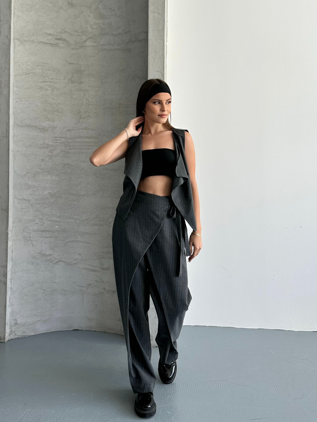 Ensemble Pantalon & Top Asymétrique – Coupe Tailleur Modernisée - Fenomen Paris