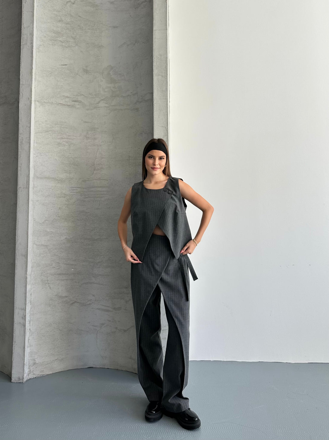 Ensemble Pantalon & Top Asymétrique – Coupe Tailleur Modernisée - Fenomen Paris