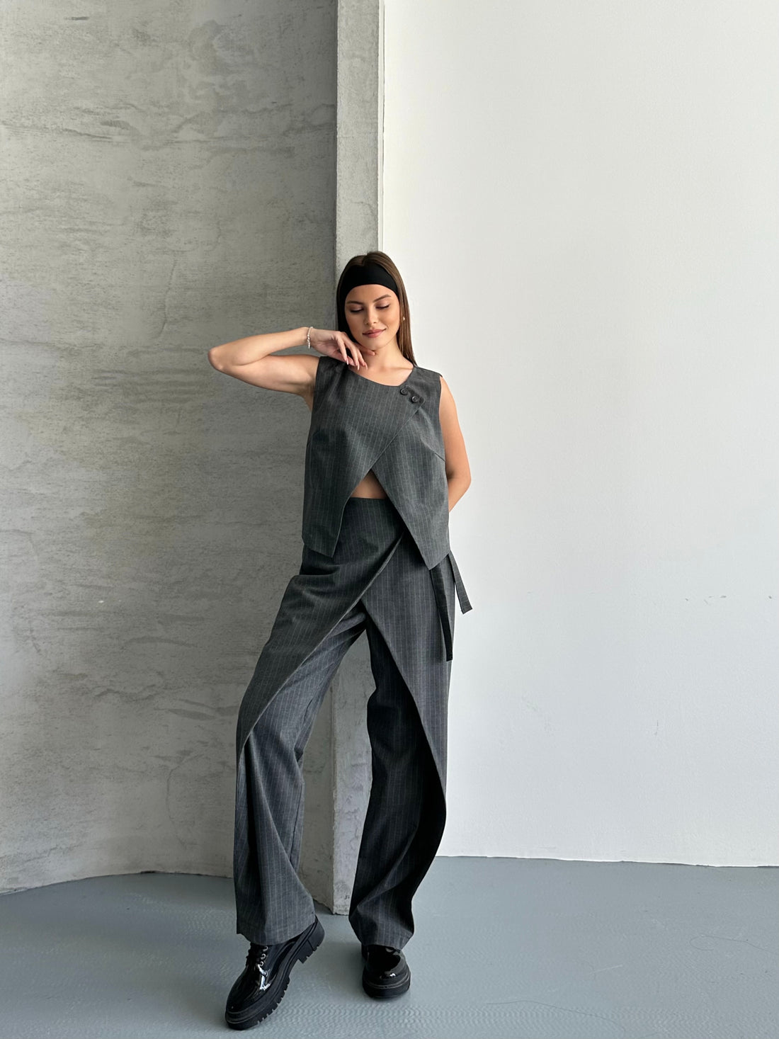 Ensemble Pantalon & Top Asymétrique – Coupe Tailleur Modernisée - Fenomen Paris
