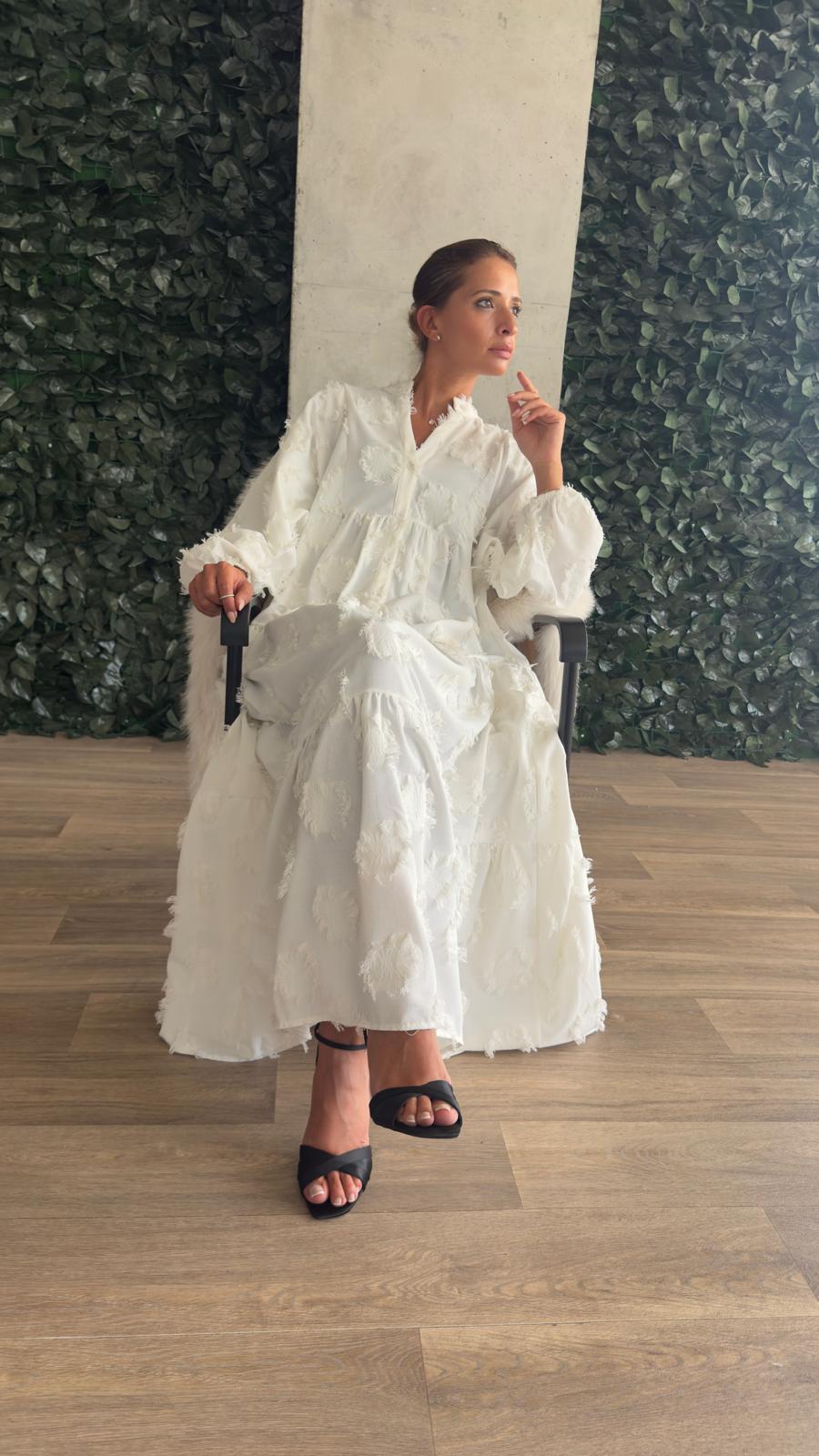 Robe longue bohème blanche à motifs texturés – coton - Fenomen Paris