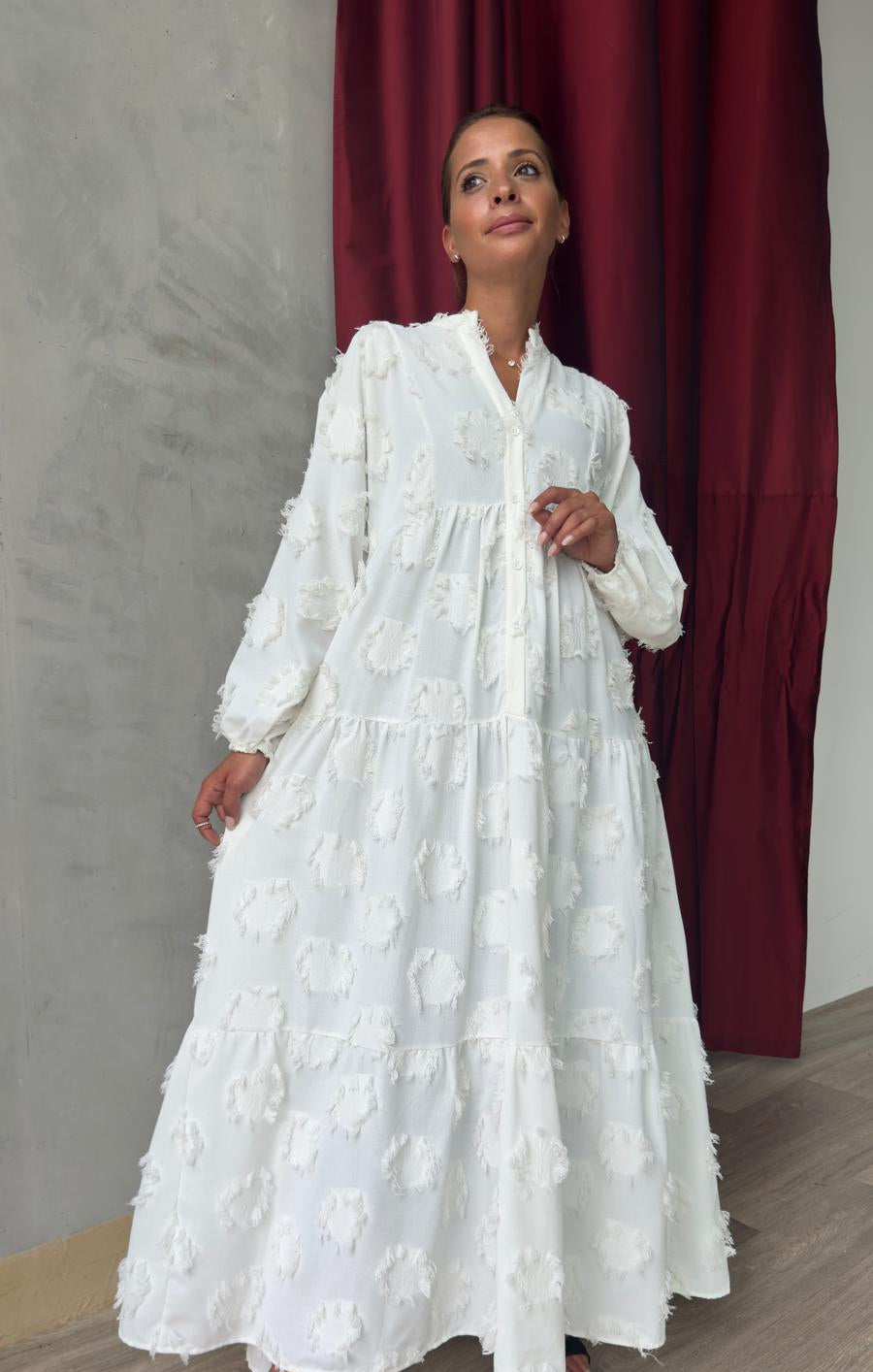 Robe longue bohème blanche à motifs texturés – coton - Fenomen Paris