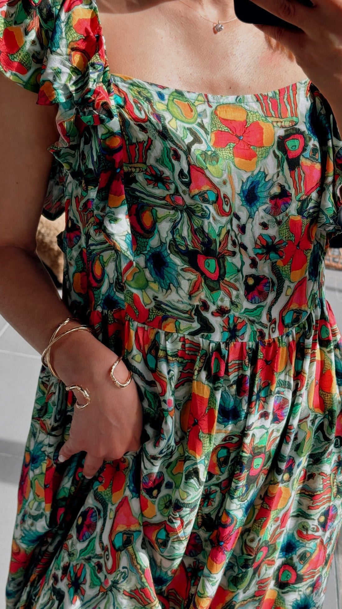 Robe longue bohème fleurie – manches volantées et coupe fluide - AEL073-000-VT - Fenomen Paris